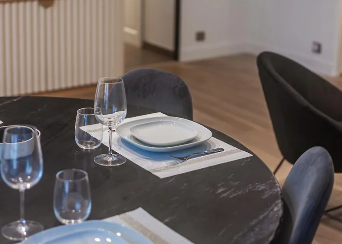 Penbed - Concorde Champs Elysees- 3 Pieces Apartment